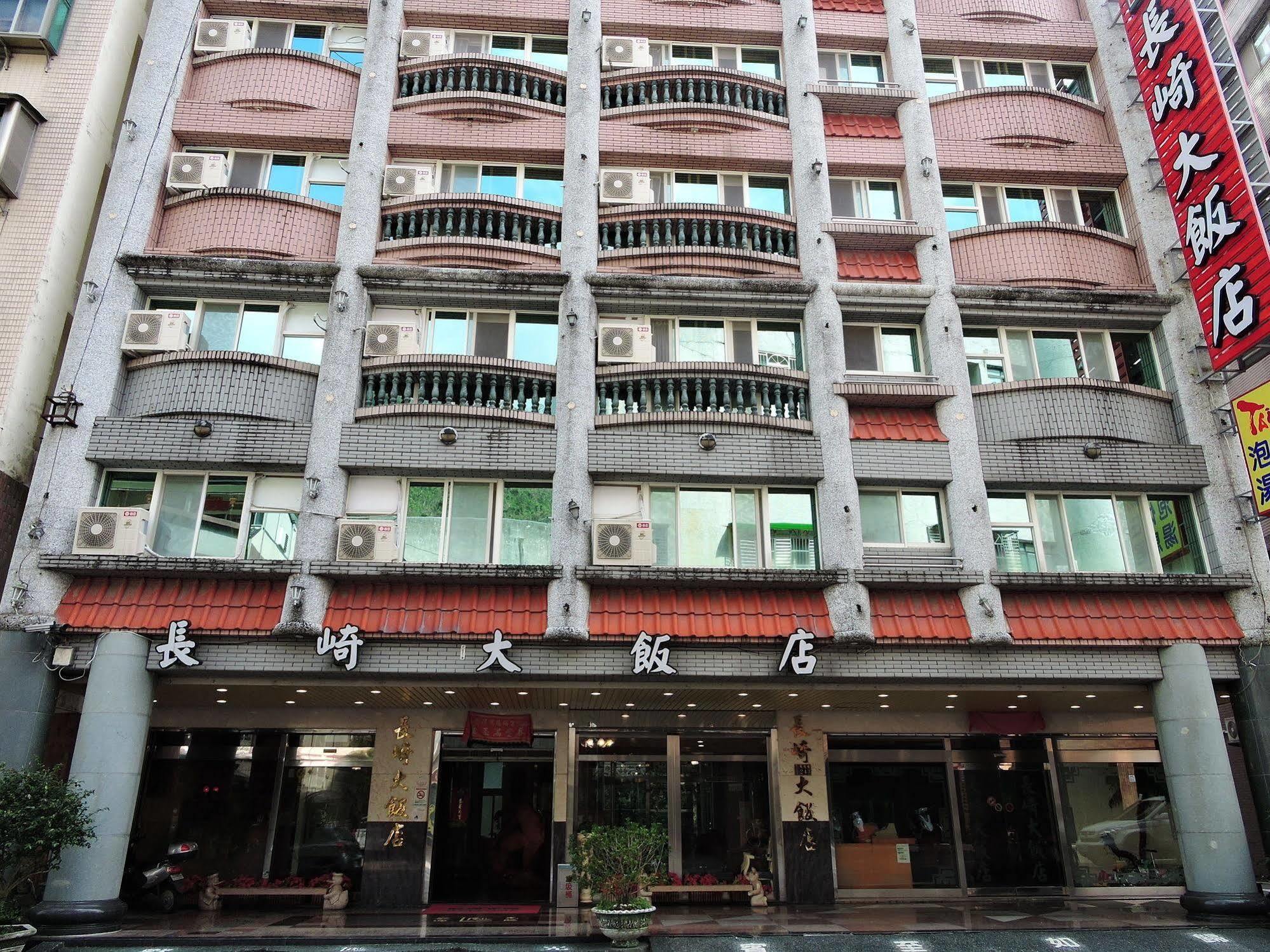 Longchi Hot-Spring Hotel Jiaoxi Bagian luar foto